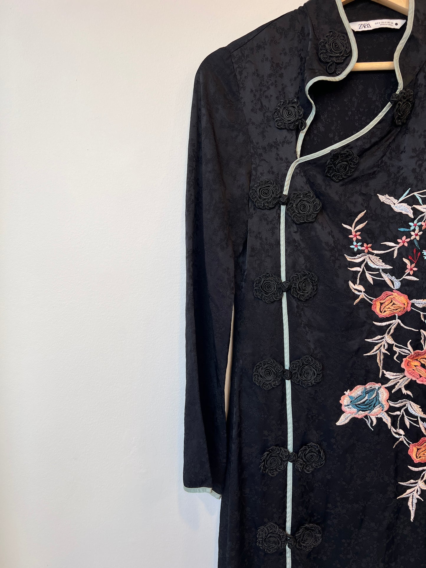 Zara - Embroidered chinese style dress