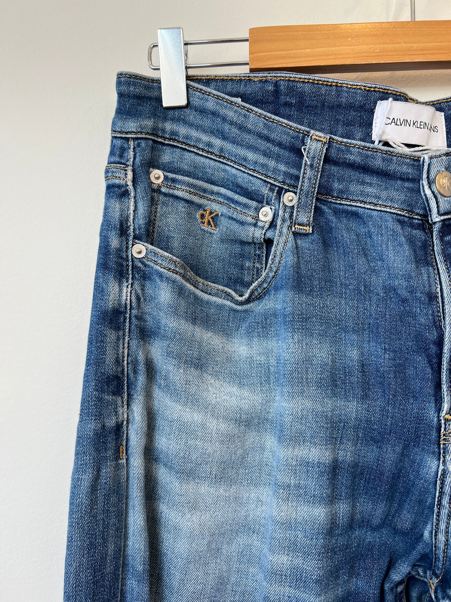 Calvin Klein - Rip detail jeans