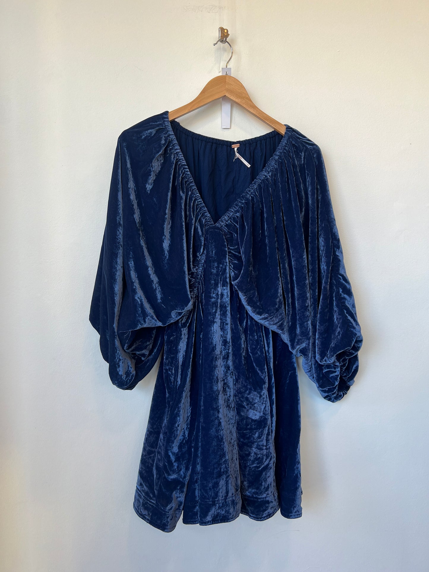 Free People - Velvet bat slevve dress