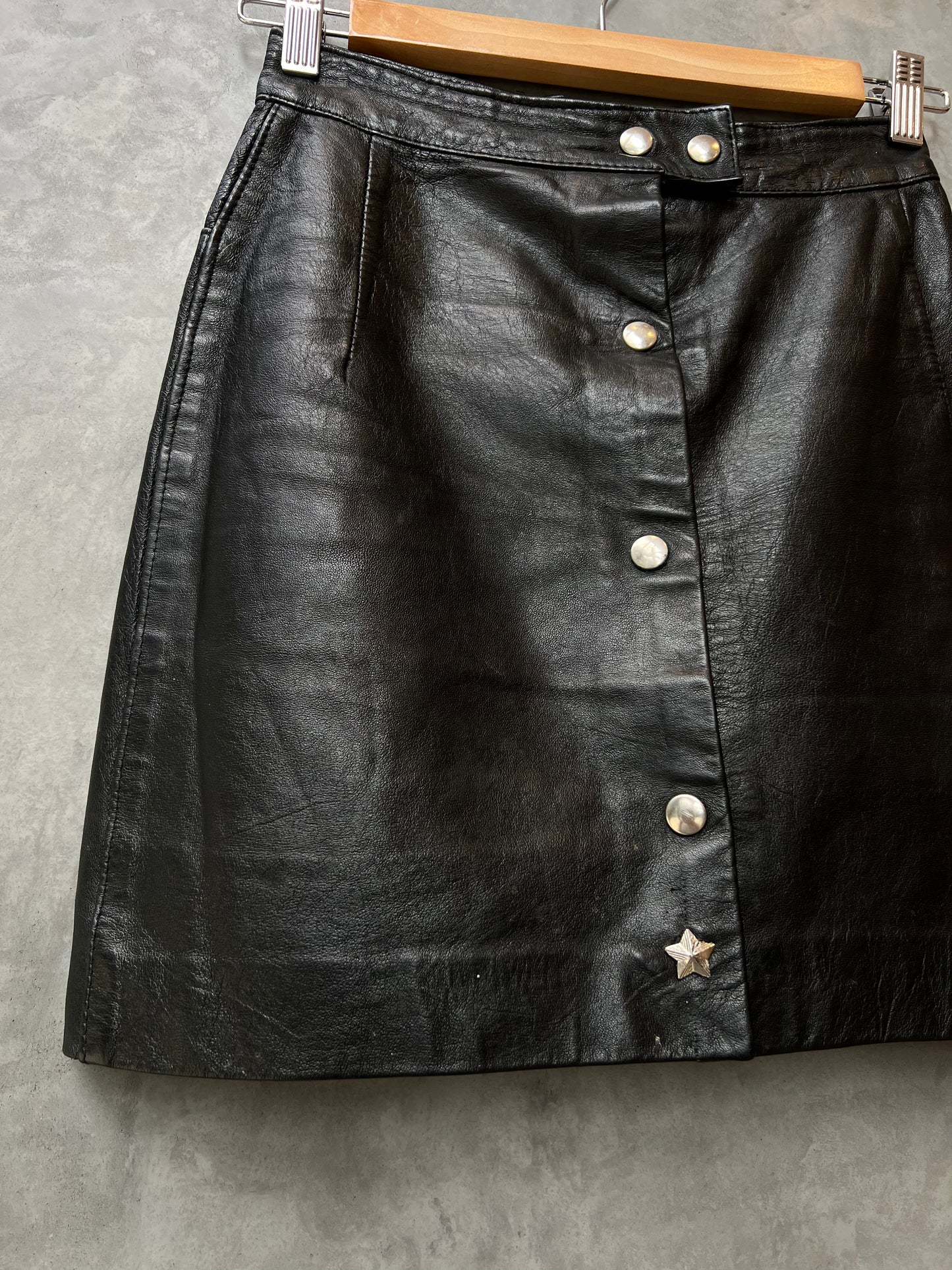 Vintage - Leather star stud skirt - 8