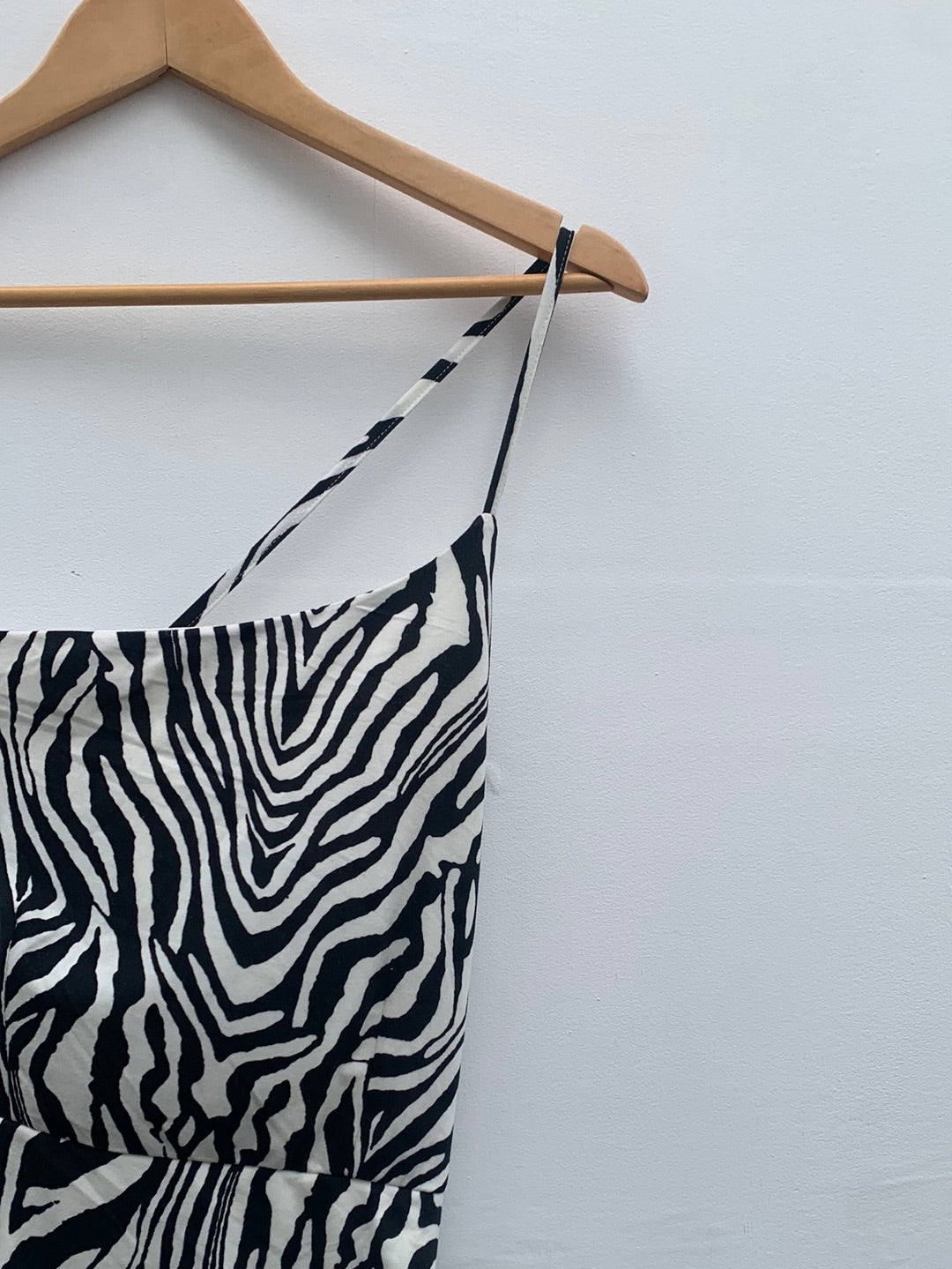 AX Paris - Zebra gather off shoulder dress